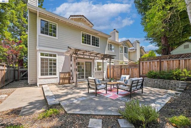 55 Heather Garden Ln, Danville, CA 94506