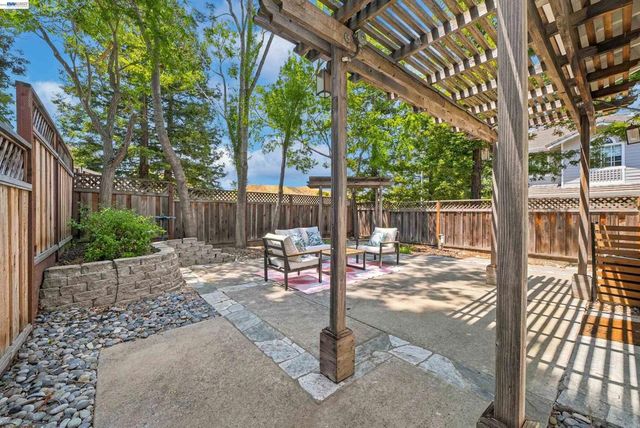 55 Heather Garden Ln, Danville, CA 94506