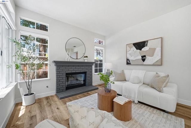 55 Heather Garden Ln, Danville, CA 94506