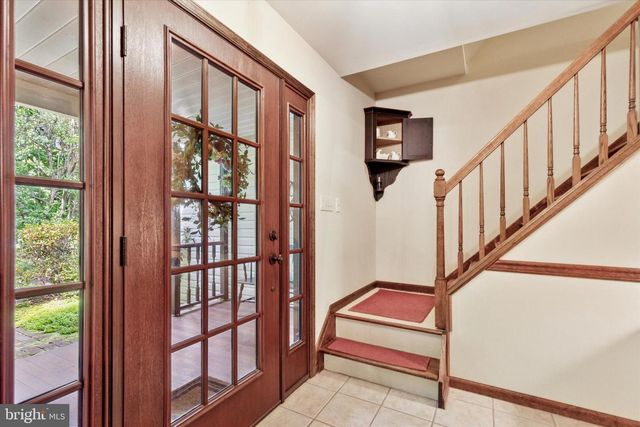 1825 WALNUT LN, Quakertown, PA 18951