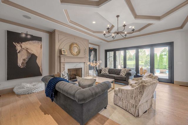 127 Meadow Ridge Drive, Nicholasville, KY 40356