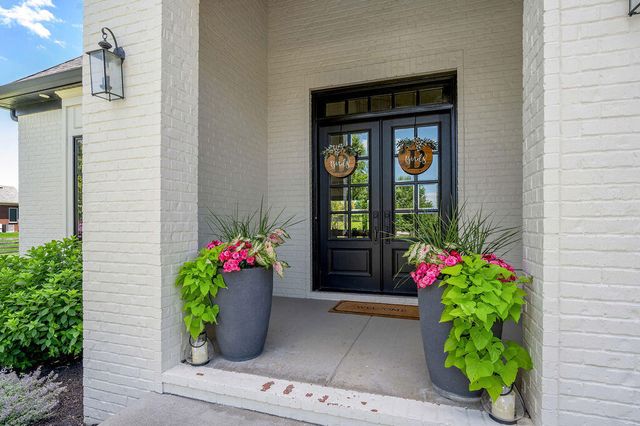 127 Meadow Ridge Drive, Nicholasville, KY 40356