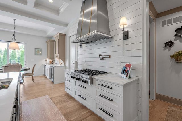 127 Meadow Ridge Drive, Nicholasville, KY 40356