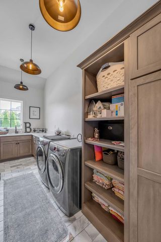 127 Meadow Ridge Drive, Nicholasville, KY 40356