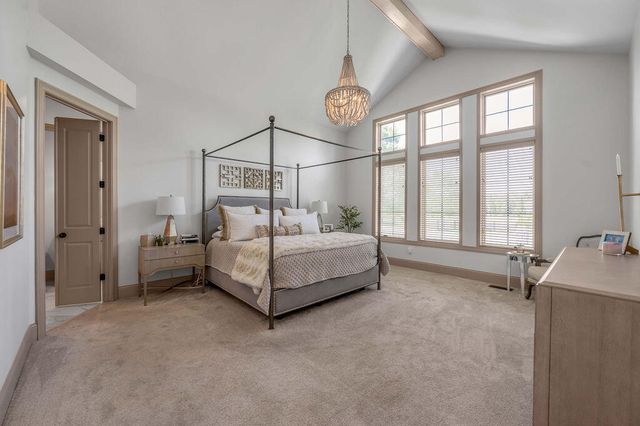 127 Meadow Ridge Drive, Nicholasville, KY 40356