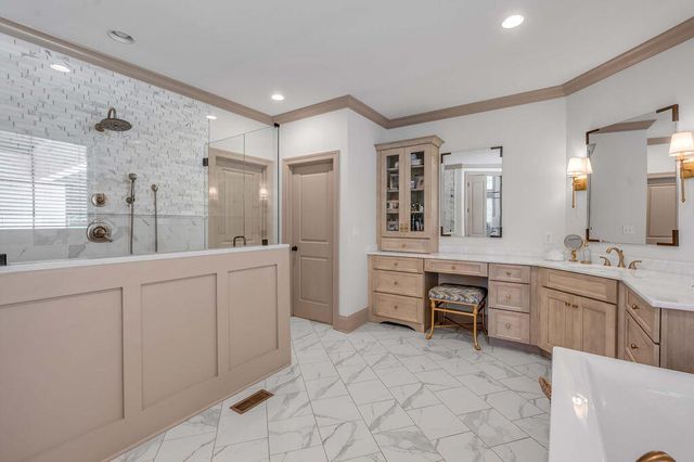 127 Meadow Ridge Drive, Nicholasville, KY 40356