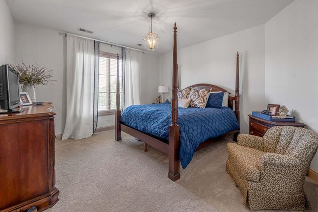 127 Meadow Ridge Drive, Nicholasville, KY 40356