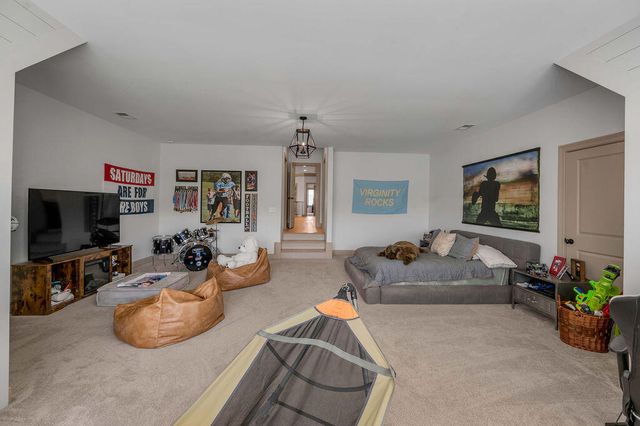 127 Meadow Ridge Drive, Nicholasville, KY 40356