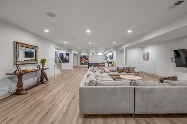 127 Meadow Ridge Drive, Nicholasville, KY 40356