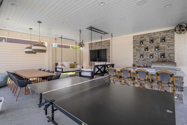 127 Meadow Ridge Drive, Nicholasville, KY 40356