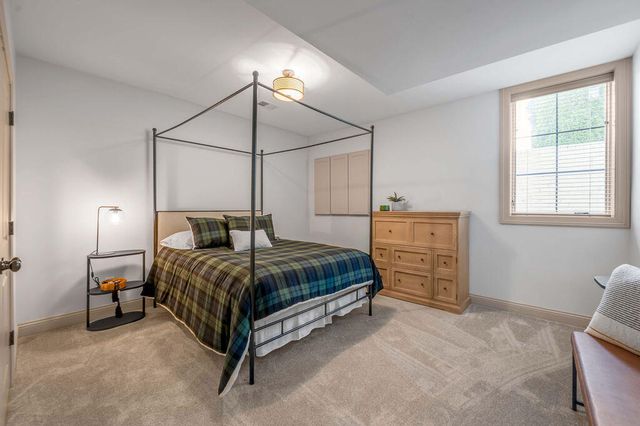 127 Meadow Ridge Drive, Nicholasville, KY 40356