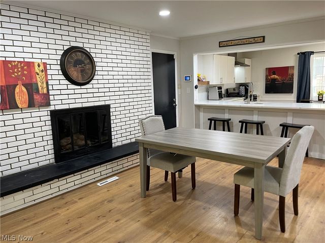 607 Castle Boulevard, Akron, OH 44313