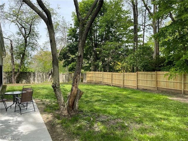 607 Castle Boulevard, Akron, OH 44313