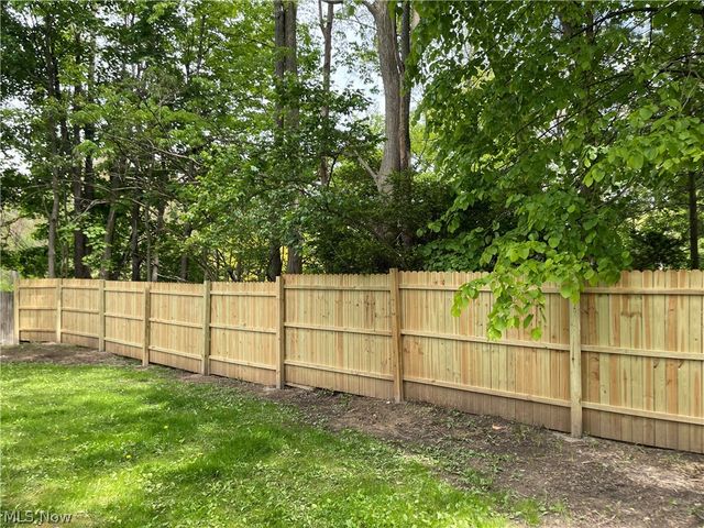 607 Castle Boulevard, Akron, OH 44313