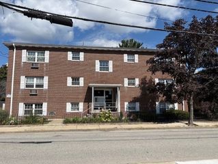 31 Pond Street 26, Waltham, MA 02451