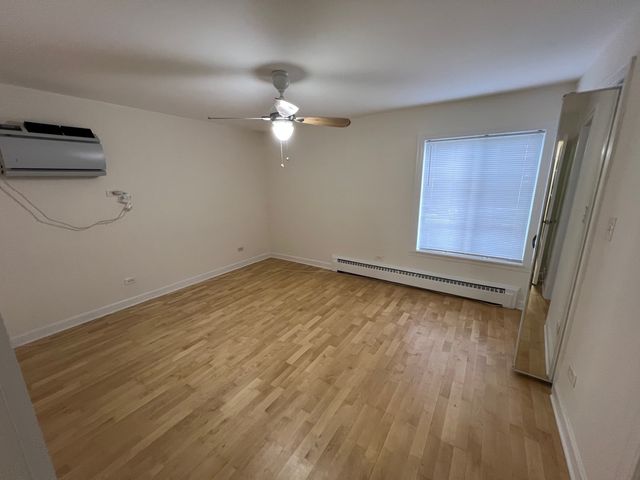 2426 N Kennicott Drive 1B, Arlington Heights, IL 60004