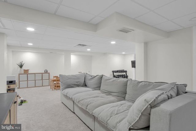 1176 KINGSLEY RD, Camp Hill, PA 17011