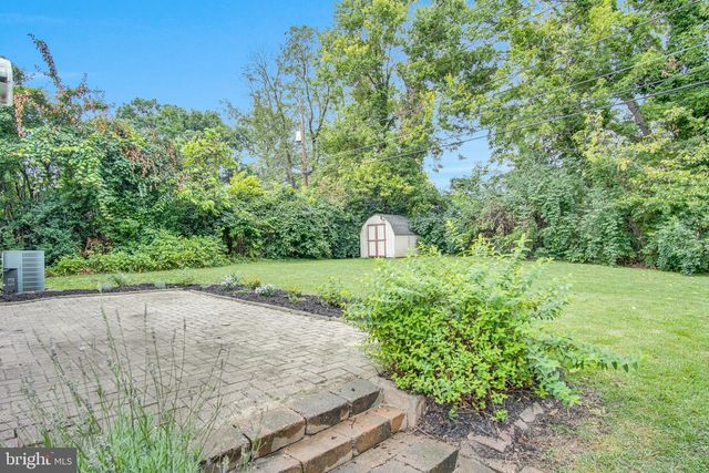 1176 KINGSLEY RD, Camp Hill, PA 17011