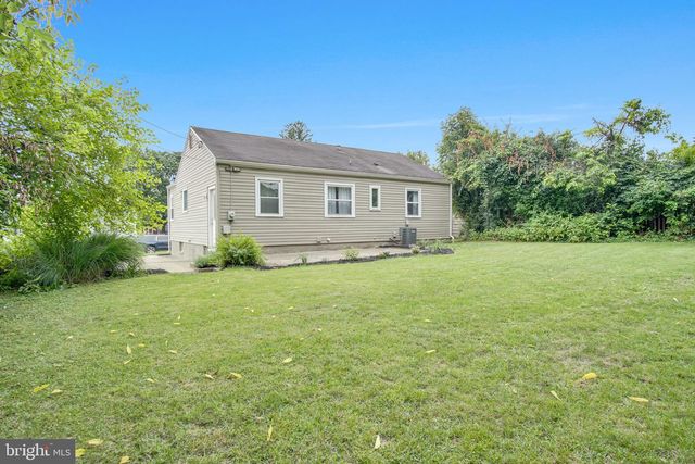 1176 KINGSLEY RD, Camp Hill, PA 17011