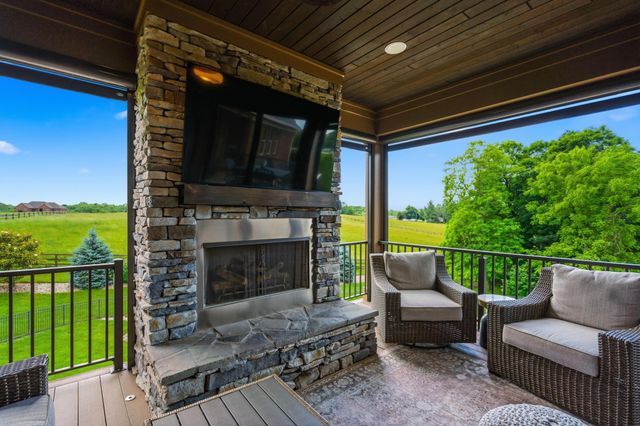 15220 Carli Court, Crittenden, KY 41030