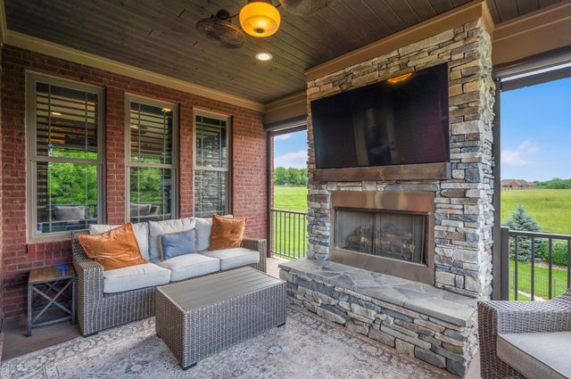 15220 Carli Court, Crittenden, KY 41030