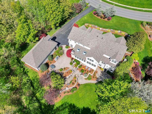 24 Ellridge Place, Ellington, CT 06029