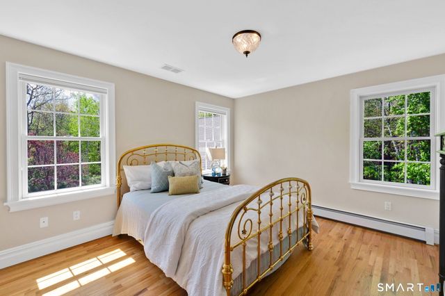24 Ellridge Place, Ellington, CT 06029