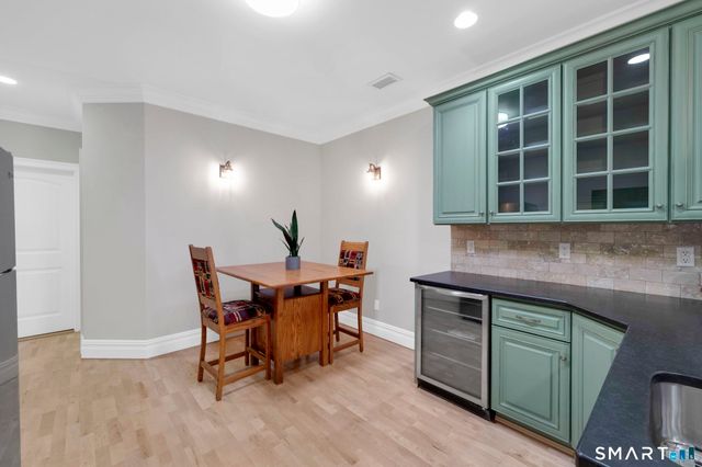 24 Ellridge Place, Ellington, CT 06029