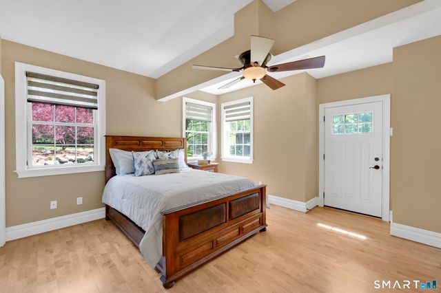 24 Ellridge Place, Ellington, CT 06029