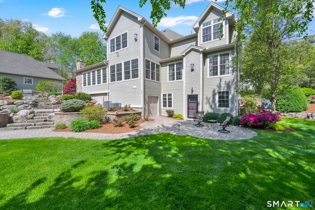 24 Ellridge Place, Ellington, CT 06029