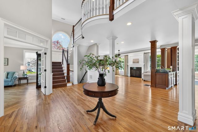 24 Ellridge Place, Ellington, CT 06029