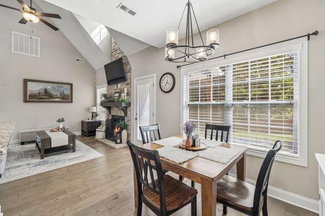204 Liam Ct, Clarksville, TN 37043