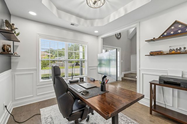 204 Liam Ct, Clarksville, TN 37043