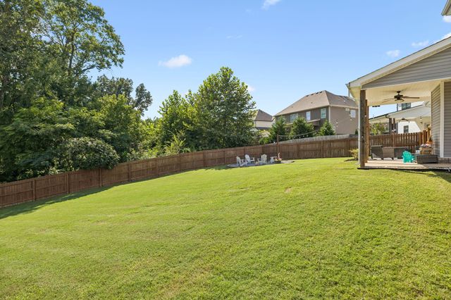 204 Liam Ct, Clarksville, TN 37043