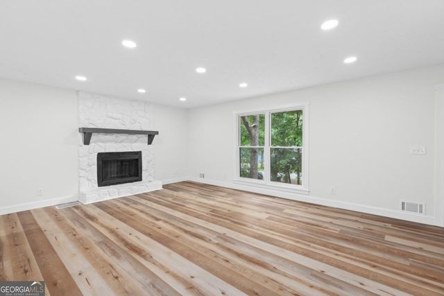 412 Trotters Ridge Ridge, Lawrenceville, GA 30043