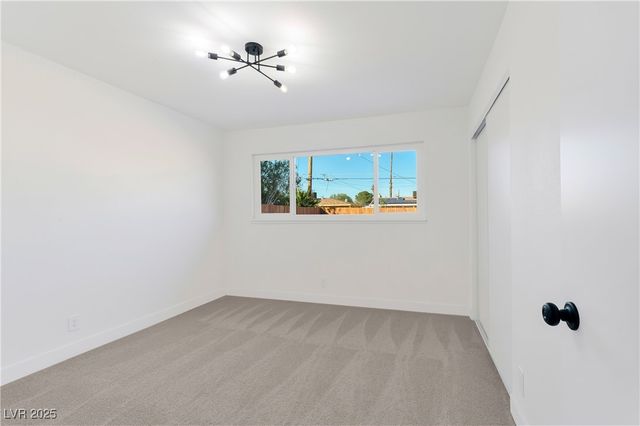 520 Leonard Avenue, Las Vegas, NV 89106