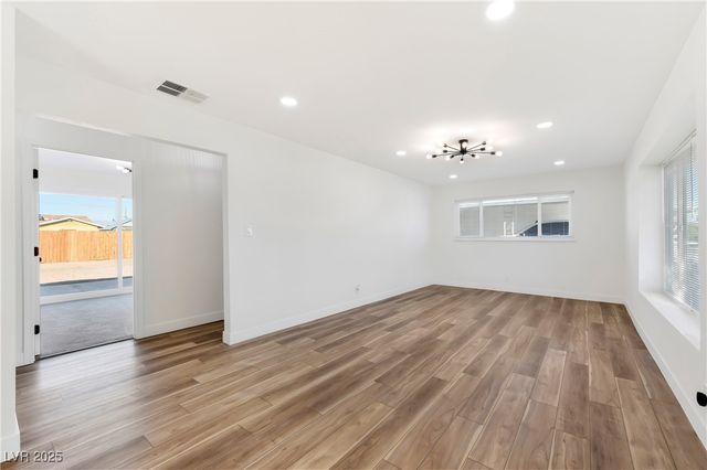 520 Leonard Avenue, Las Vegas, NV 89106