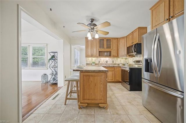 3505 Kings Lake DR, Virginia Beach, VA 23452