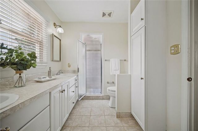 3505 Kings Lake DR, Virginia Beach, VA 23452