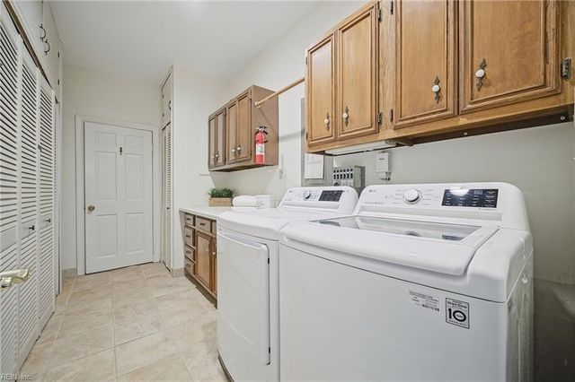 3505 Kings Lake DR, Virginia Beach, VA 23452