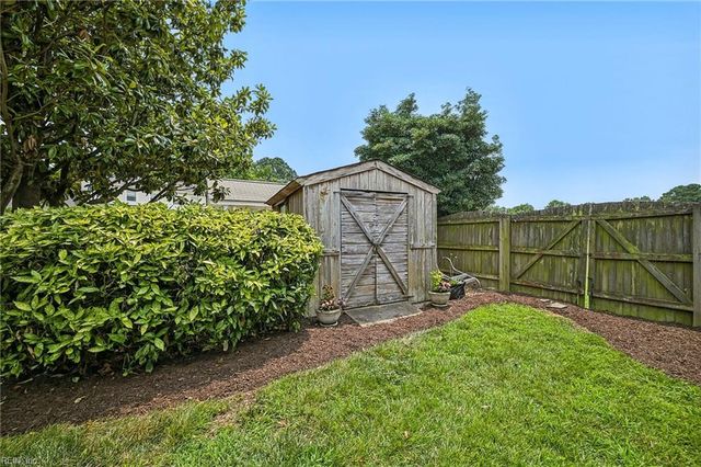 3505 Kings Lake DR, Virginia Beach, VA 23452