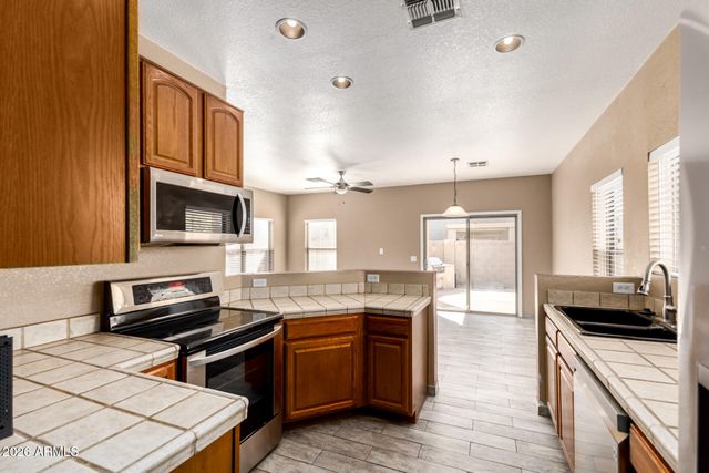 9558 N 82ND Glen, Peoria, AZ 85345