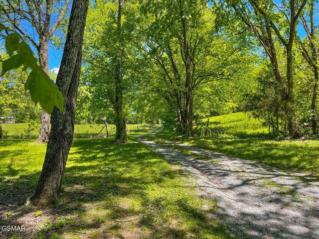 2234 Green Acres Circle, Sevierville, TN 37862