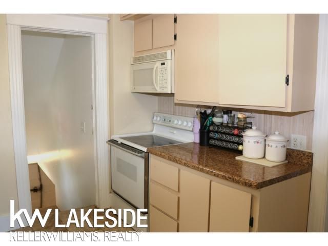 1213 12th Street, Port Huron, MI 48060