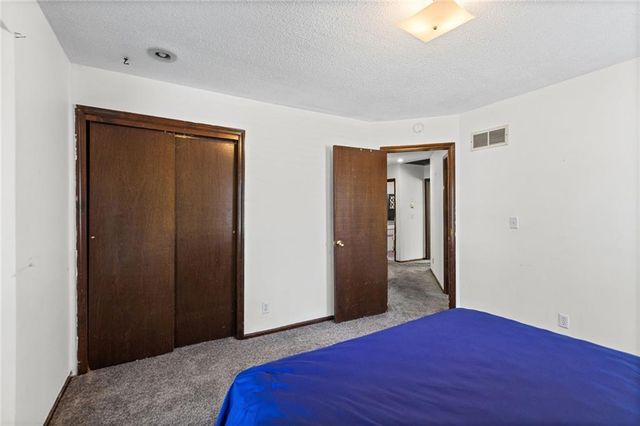 10245 Haskins Street, Overland Park, KS 66215