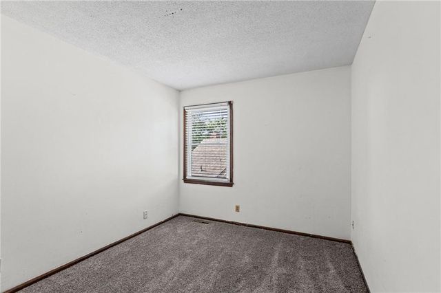 10245 Haskins Street, Overland Park, KS 66215