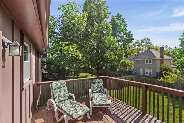 10245 Haskins Street, Overland Park, KS 66215