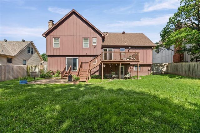 10245 Haskins Street, Overland Park, KS 66215