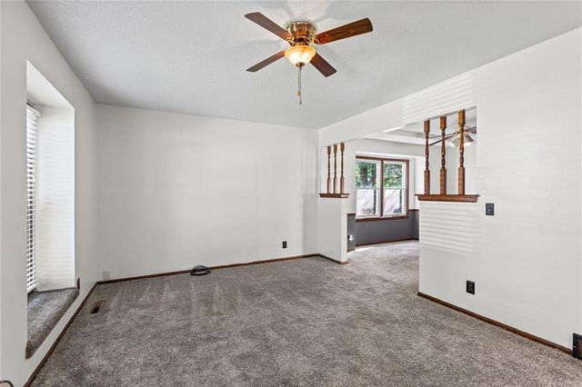 10245 Haskins Street, Overland Park, KS 66215