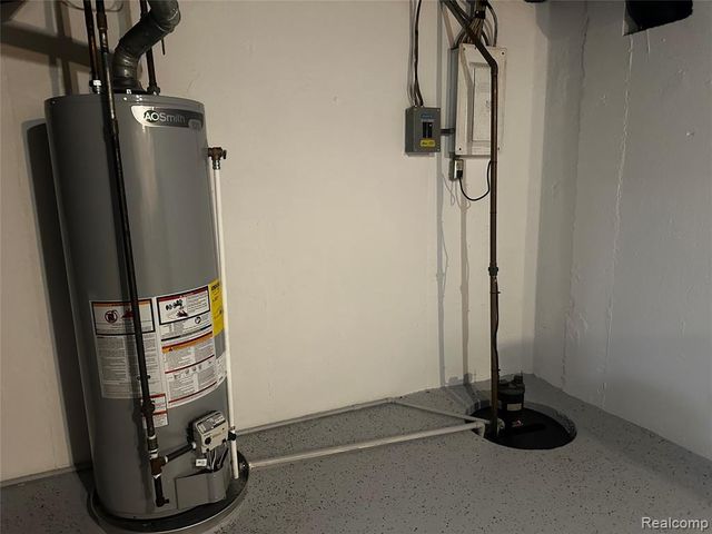 2515 Melvin Avenue, Rochester Hills, MI 48307